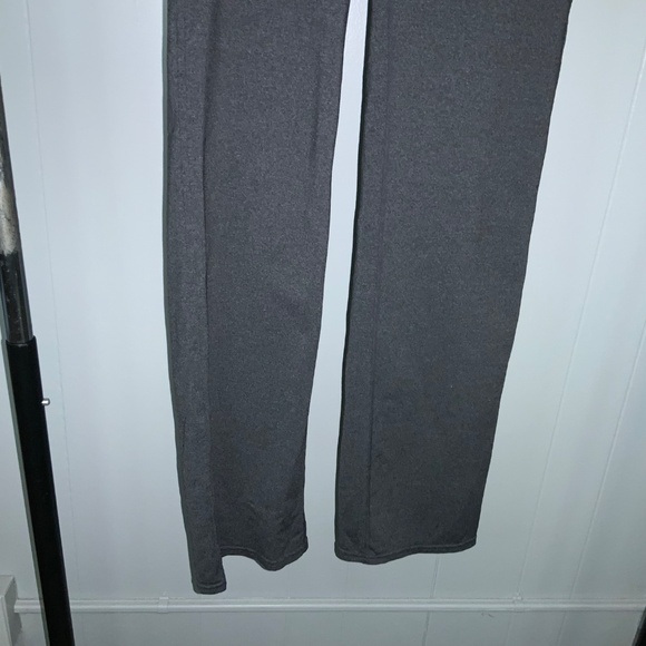 Athleta In Fusion Flap Pocket yoga Pants Sz S Gray Stretch gym workout 964515 - Picture 2 of 9